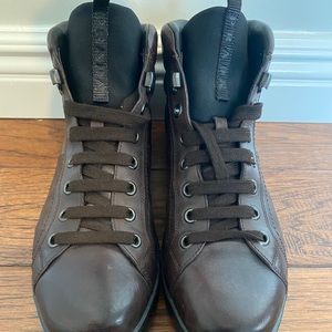 Prada men’s leather boot size 9.5